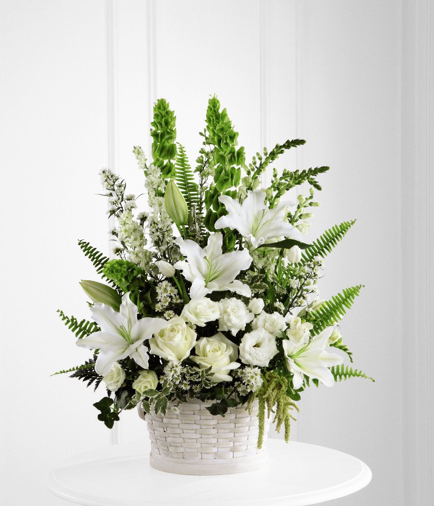 Israel Flowers (F39) White flower arrangement